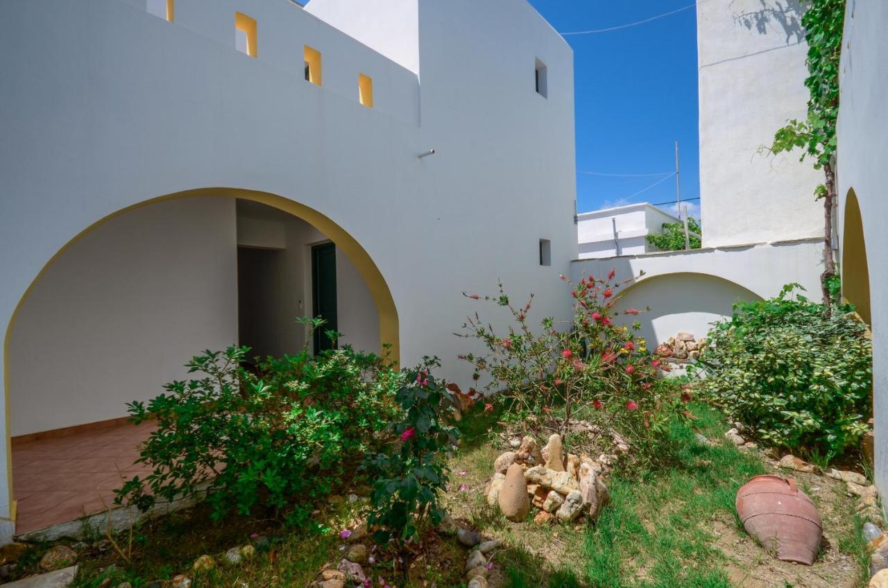 Hotel Fanis Agia Anna  Exterior foto